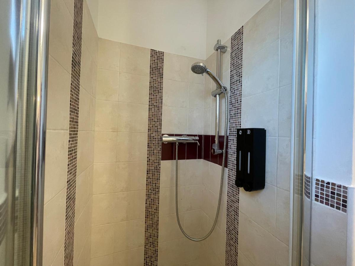 Casa Katiu' Due Camere Indipendenti In Appartamento Di 83 Mq L'Aquila Exterior photo